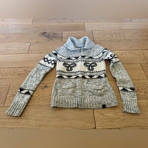 TNA Lambswool Sweater Size Medium